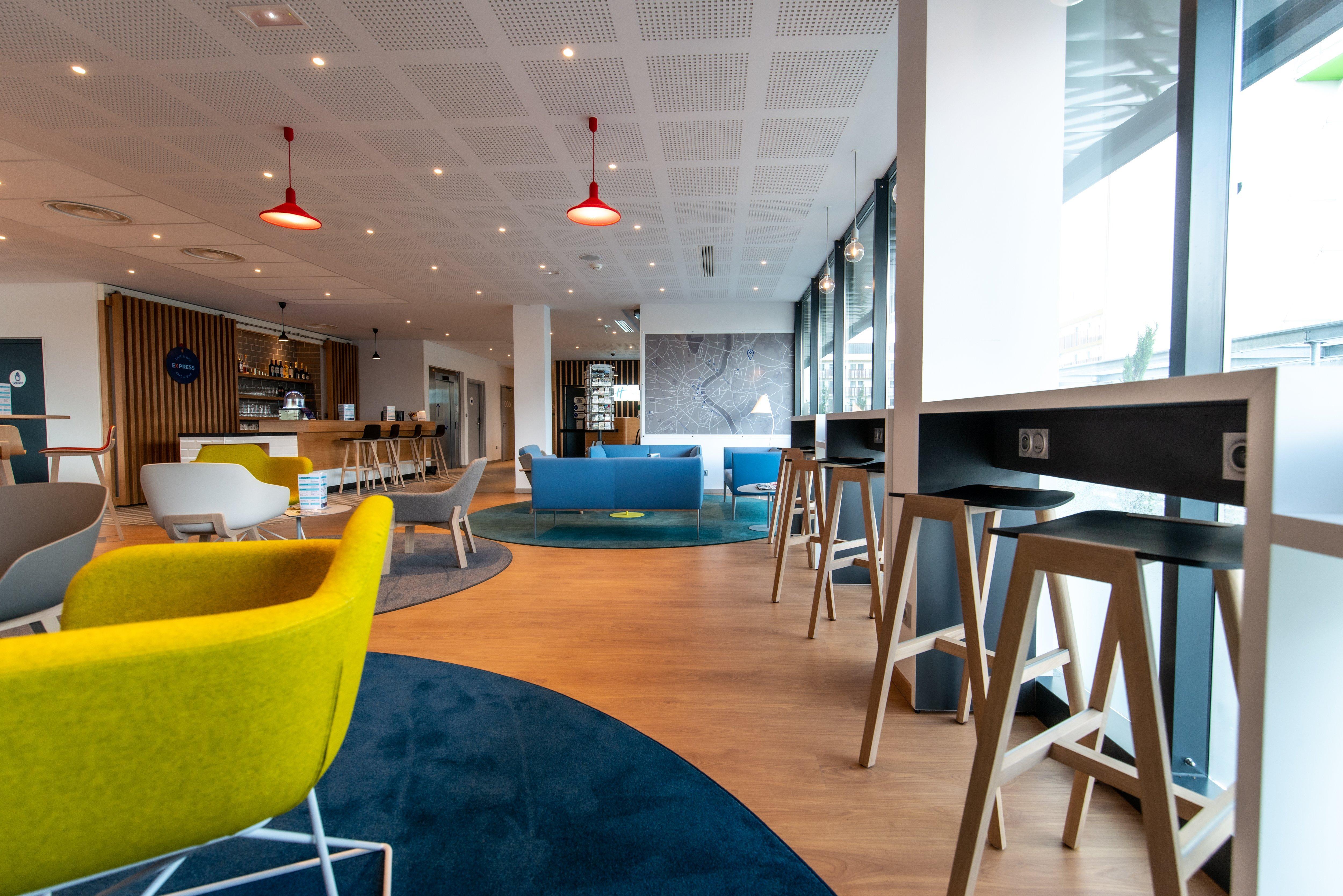 Holiday Inn Express - Bordeaux - Lormont By Ihg Eksteriør bilde